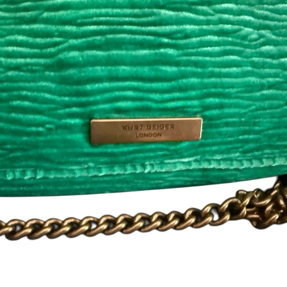 Kurt Geiger London Green Velvet Kew Pouch Crossbody Bag - Picture 6 of 10